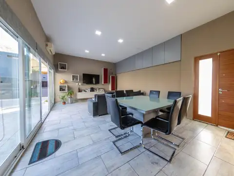 Casa en Venta en Piñero, Rosario