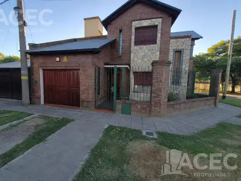 Casa en Venta en Fisherton, Rosario