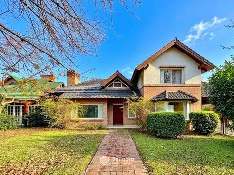 Casa en Venta en Pueblo Esther, Rosario