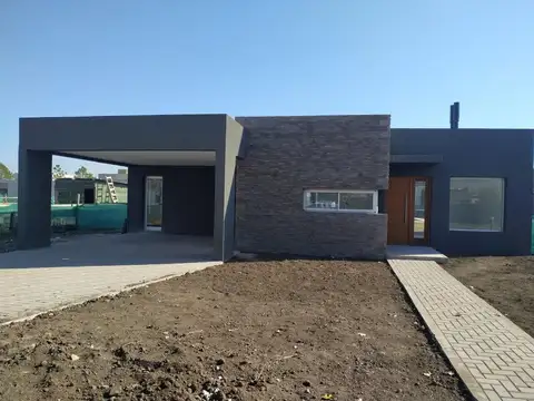 Casa en Venta en Puerto Roldan, Countries y Barrios Cerrados en Roldan