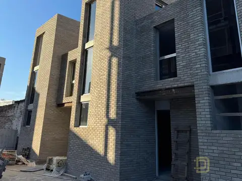 Casa en Venta en Republica De La Sexta, Rosario