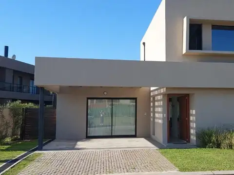 Casa en Venta en Funes, Rosario
