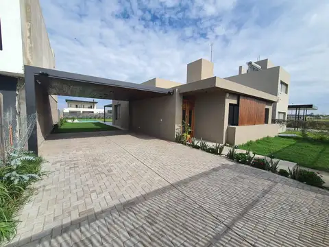 Casa en Venta en Funes, Rosario