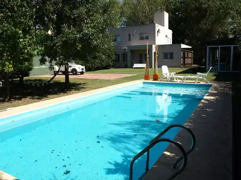 Casa en Venta en Roldan, San Lorenzo