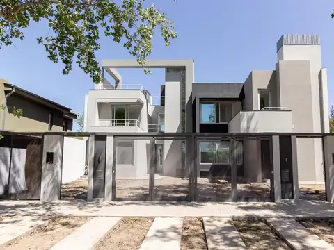 Casa en Venta en Fisherton, Rosario