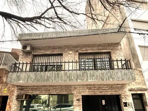 Casa en Venta en Nuestra Señora De Lourdes, Rosario