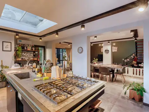 Casa en Venta en General Jose De San Martin, Rosario