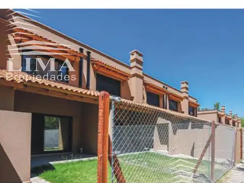 Casa en Venta en Fisherton, Rosario