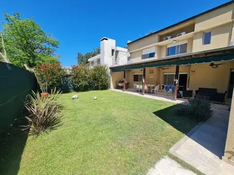 Casa en Venta en Fisherton, Rosario