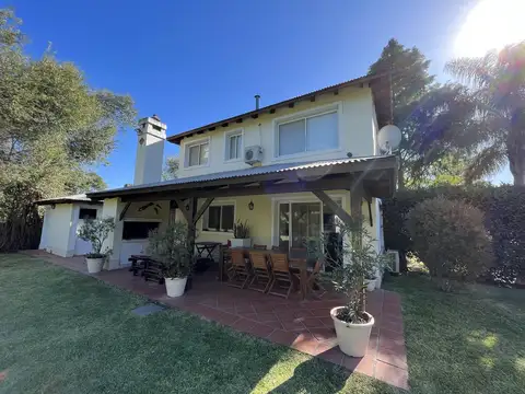 Casa en Venta en Roldan, San Lorenzo
