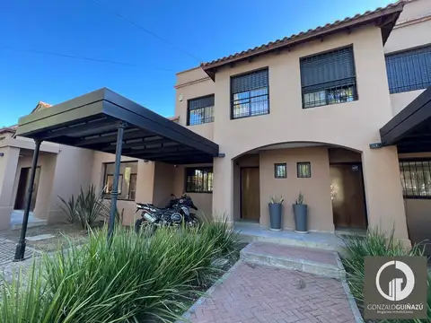 Casa en Venta en Fisherton, Rosario