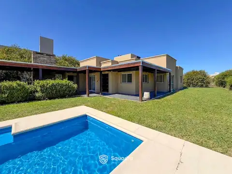 Casa en Venta en Puerto Roldan, Countries y Barrios Cerrados en Roldan
