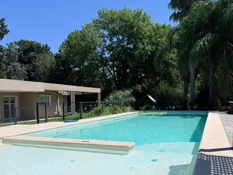 Casa en Venta en Roldan, San Lorenzo