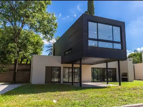 Casa en Venta en Funes, Rosario