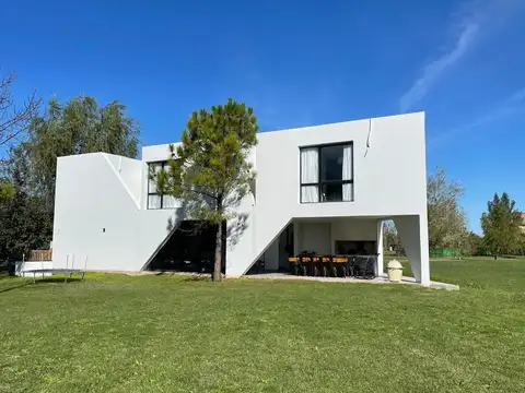 Casa en Venta en Piñero, Rosario