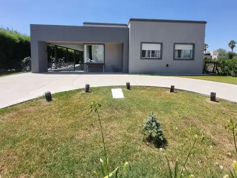 Casa en Venta en Puerto Roldan, Countries y Barrios Cerrados en Roldan