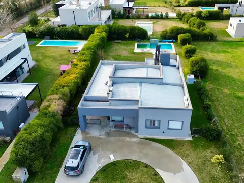 Casa en Venta en Puerto Roldan, Countries y Barrios Cerrados en Roldan