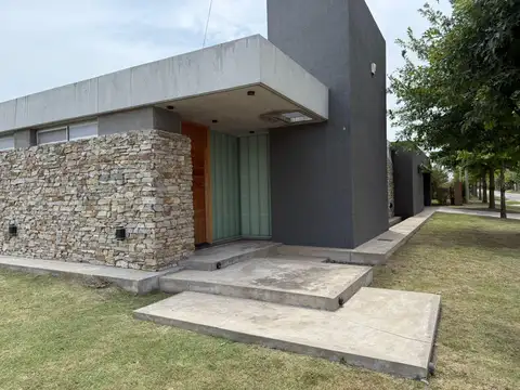 Casa en Venta en Ibarlucea, Rosario