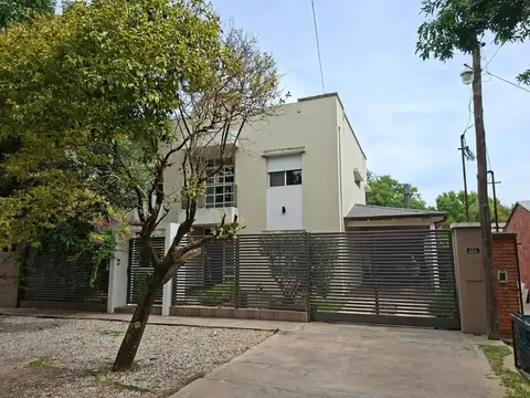 Casa en Venta en Centro, Funes