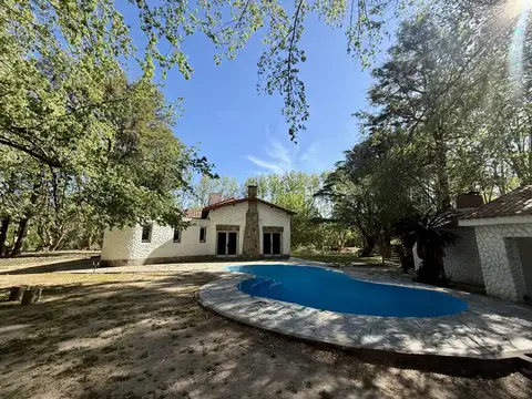 Casa en Venta en Oliveros, Iriondo