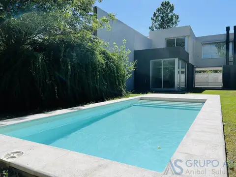 Casa en Venta en Fisherton, Rosario