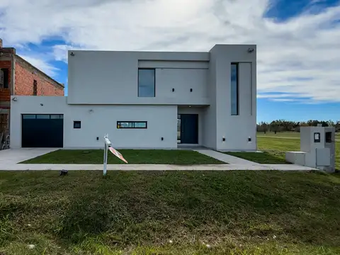 Casa en Venta en Funes, Rosario