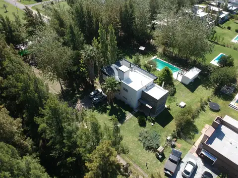 Casa en Venta en Puerto Roldan, Countries y Barrios Cerrados en Roldan
