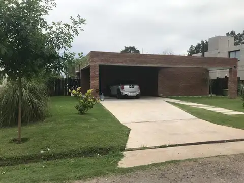 Casa en Venta en Puerto Roldan, Countries y Barrios Cerrados en Roldan