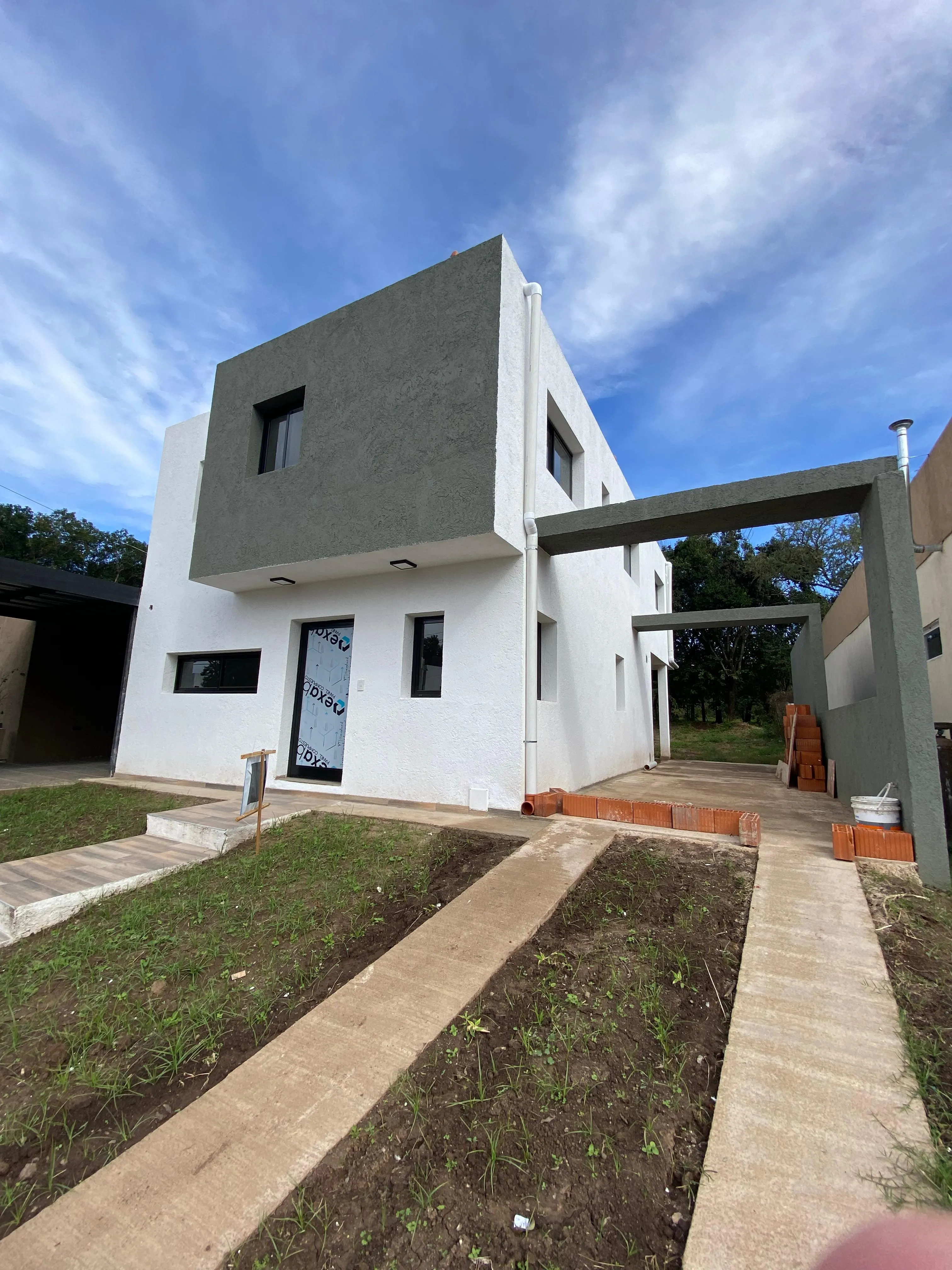 VENTA CASA 3 DORMITORIOS APTA CRÉDITO HIPOTECARIO-A ESTRENAR-BARRIO CERRADO VILLA CATALINA-RIO CEBALLOS