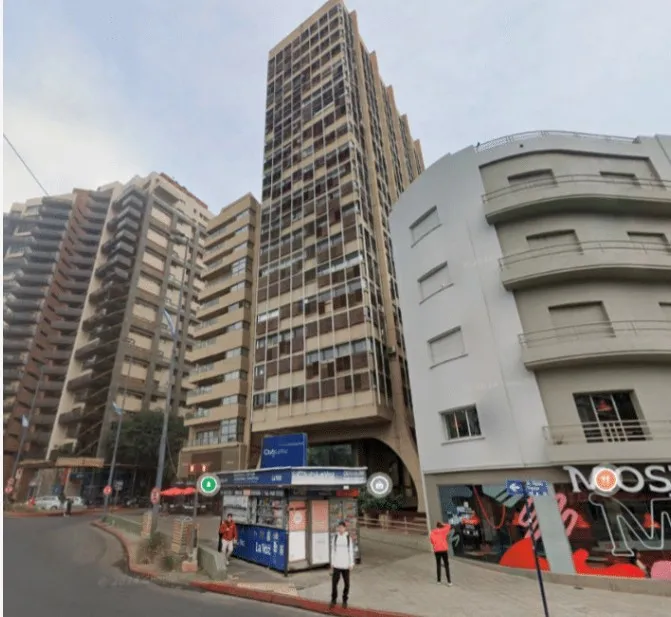 VENTA FRENTE PLAZA ESPAÑA DEPARTAMENTO 3 DORMITORIOS-COCHERA