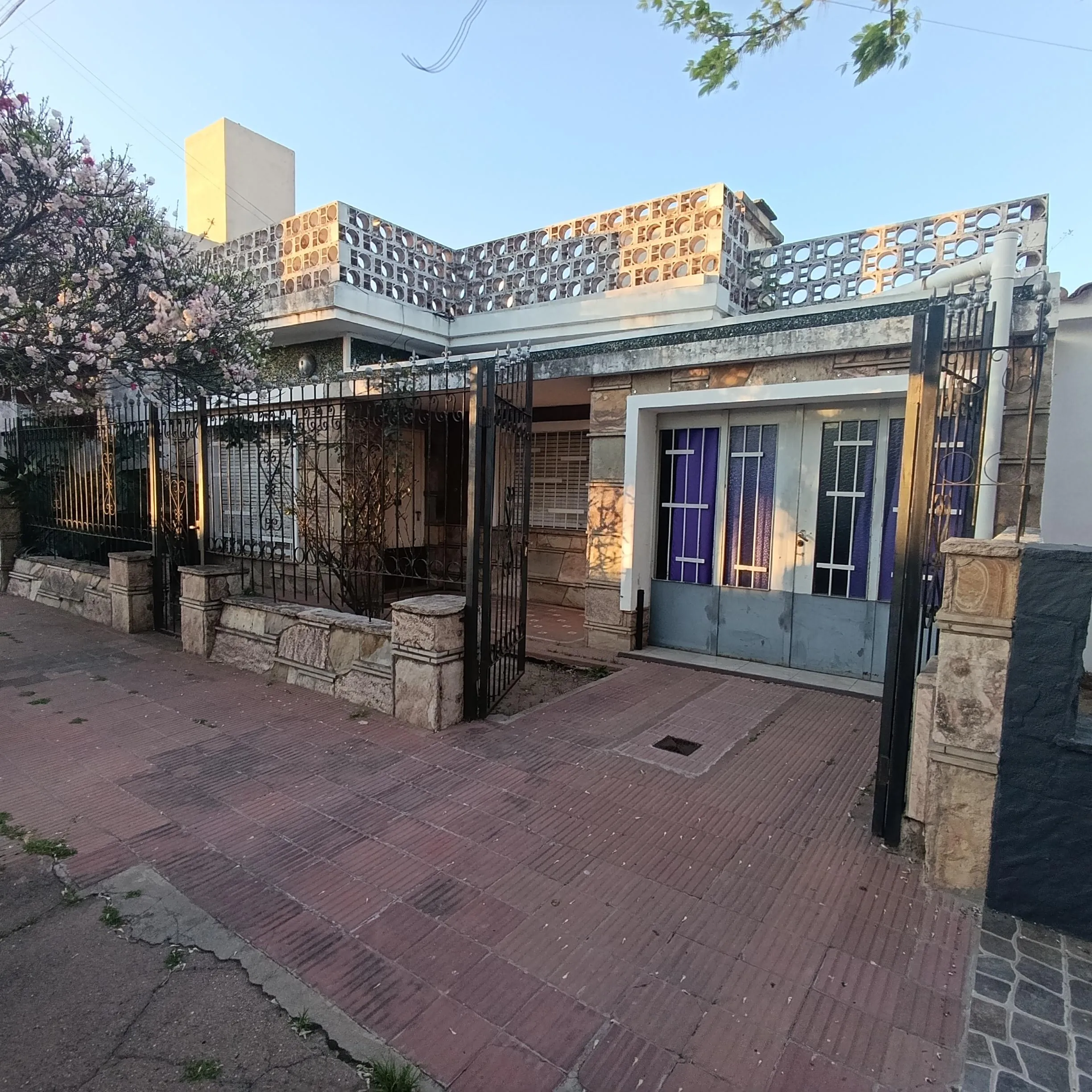 Talcahuano 1225