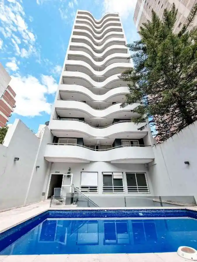 Nva Cba: Chacabuco 600  BALCON PILETA GYM QUINCHO