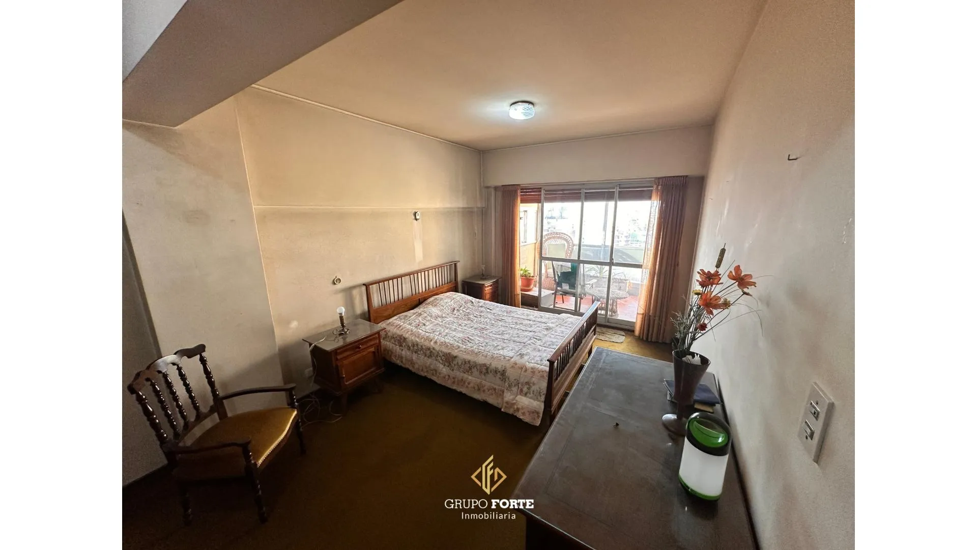 VENTA DE DEPARTAMENTO 3 DORMITORIOS CON COCHERA B° ALBERDI