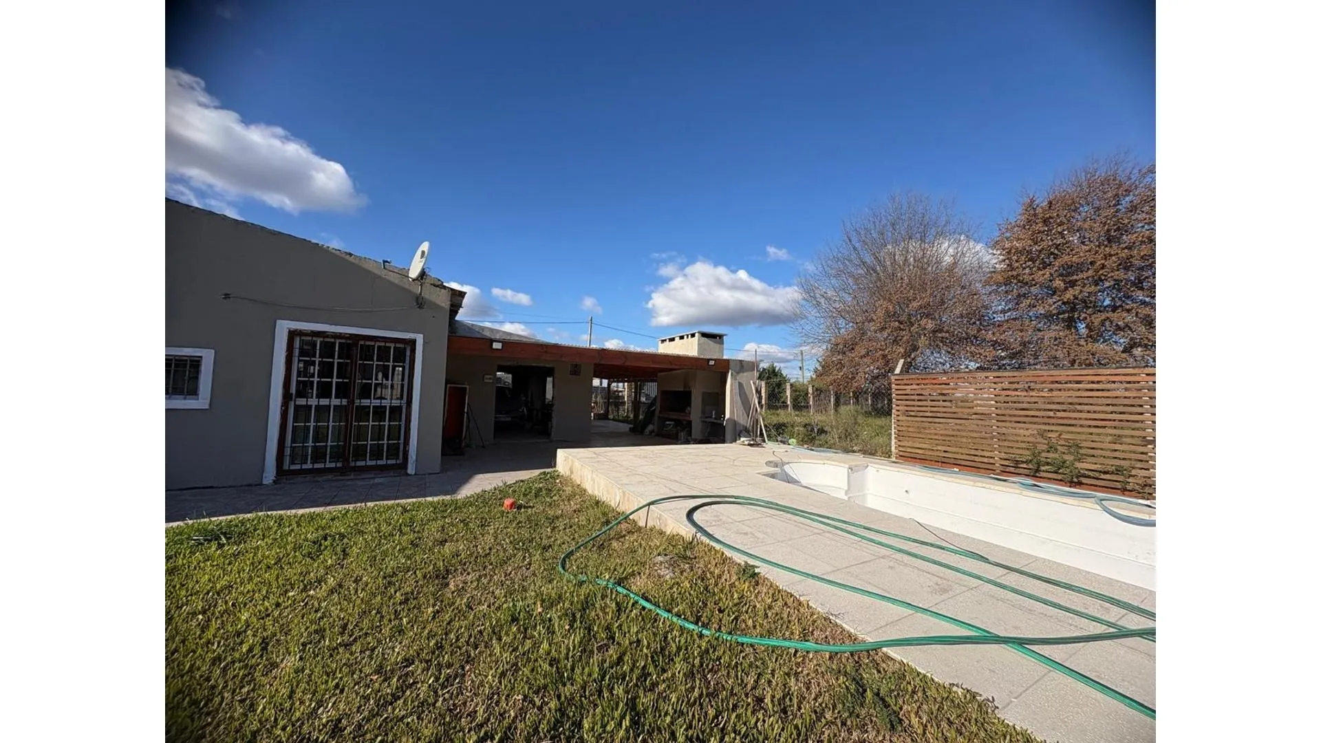CASA EN VENTA LA FLORIDA ZARATE