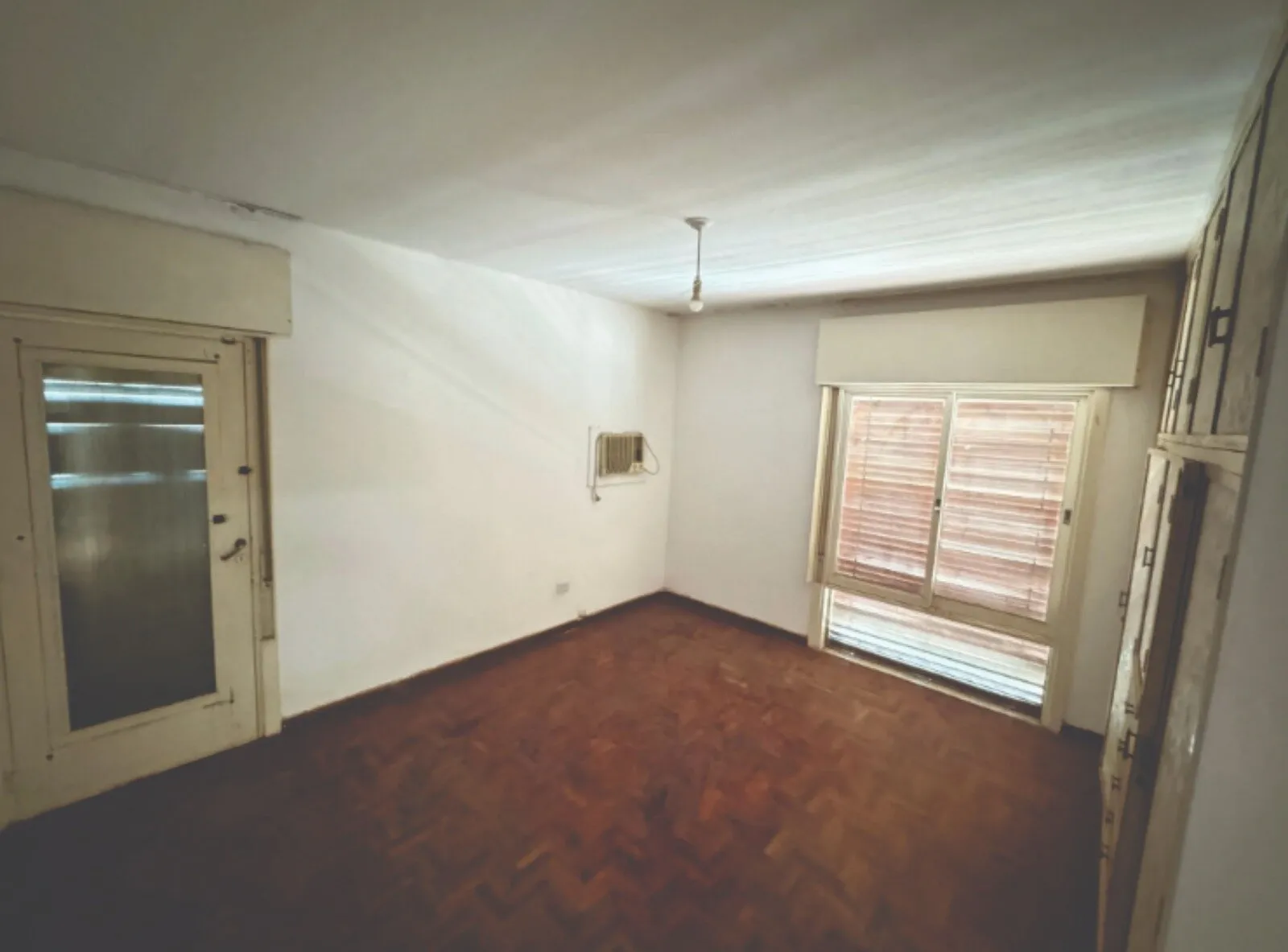Casa de 4 dorm | Venta | Cochera doble | Patio+Lavadero+Despensa