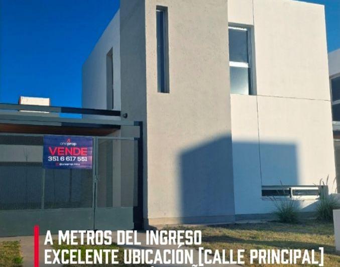 Casa · 85m² · 5 Ambientes · 2 Cocheras