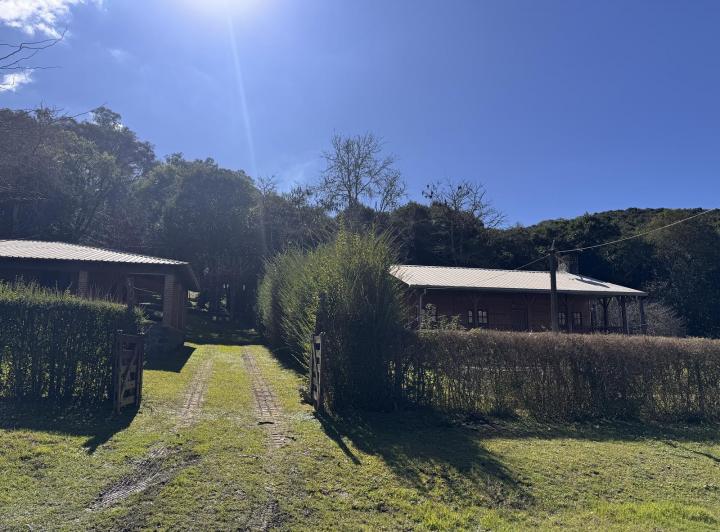 Casa · 1600m²