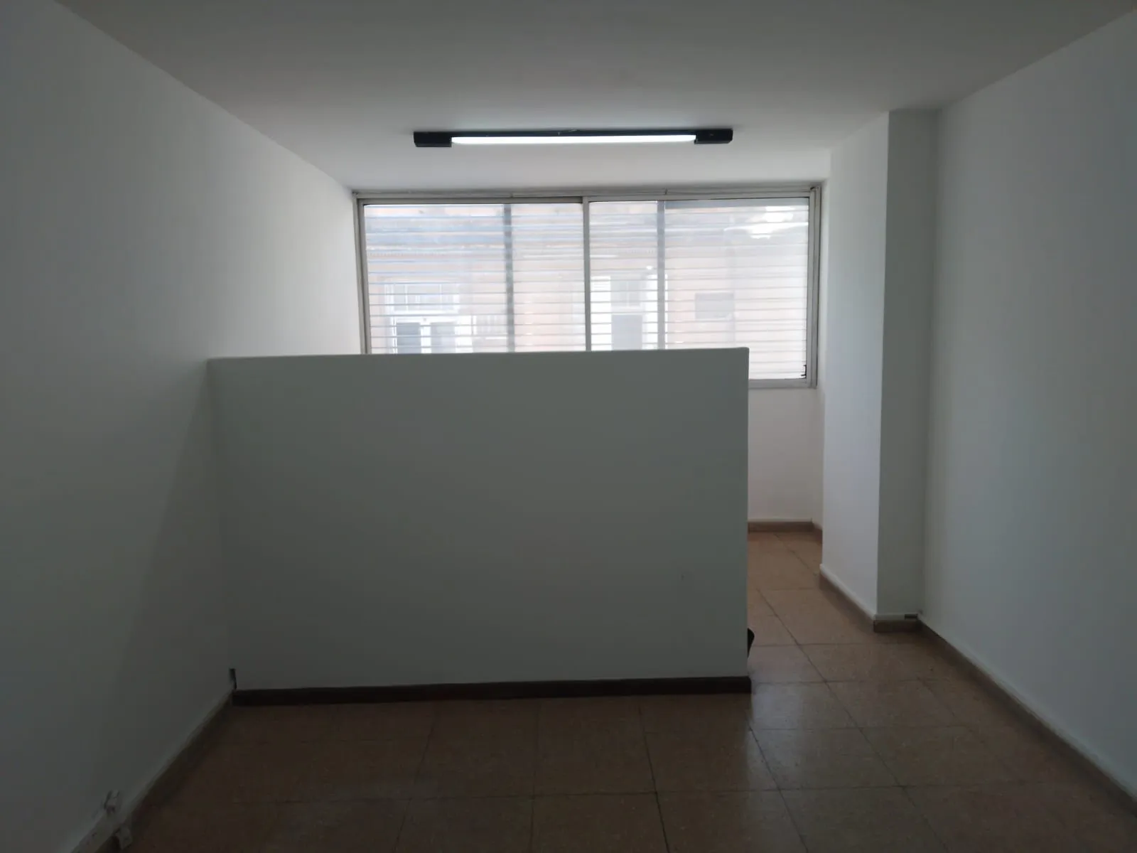 ALQUILER OFICINA QUINTO PISO - ITUZAINGO 94 - CENTRO