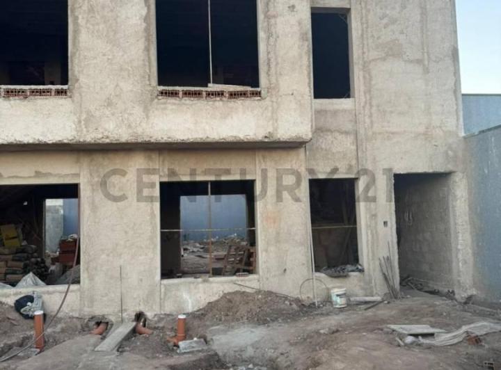 Casa · 85m² · 3 Ambientes · 1 Cochera