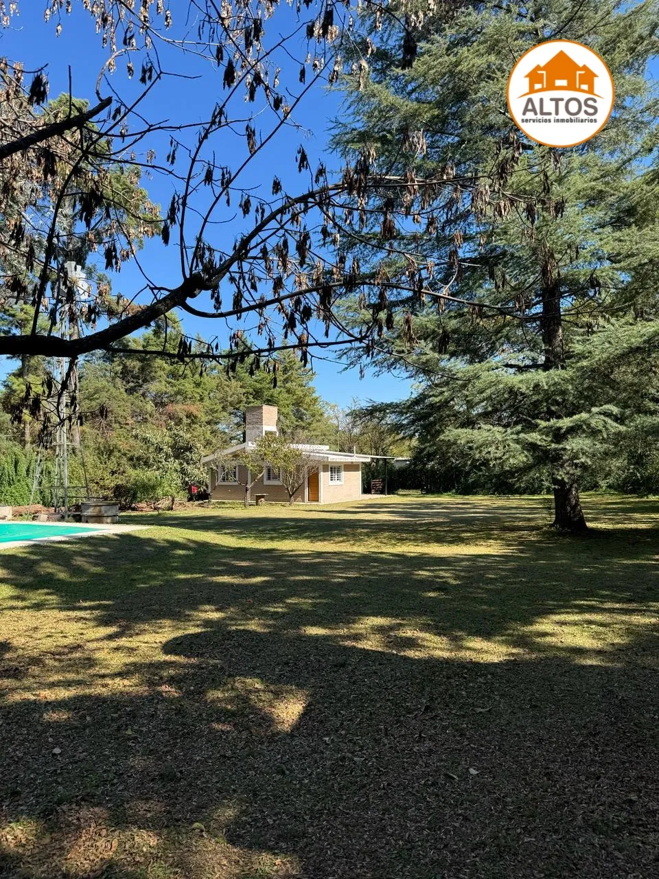 ANISACATE-  DOS CASAS  CON INGRESO INDEPENDIENTE-CORDOBA-ESCRITURA