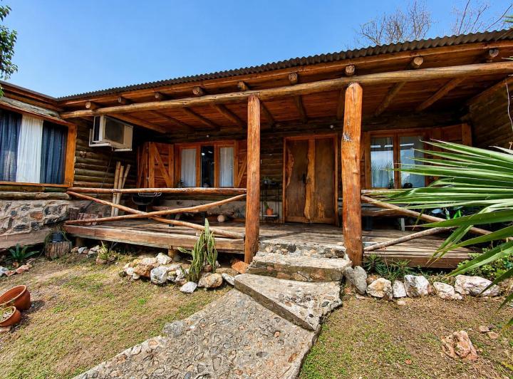 Casa · 100m² · 5 Ambientes · 1 Cochera