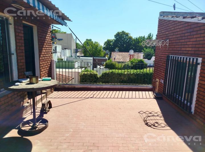 PH · 170m² · 7 Ambientes · 1 Cochera