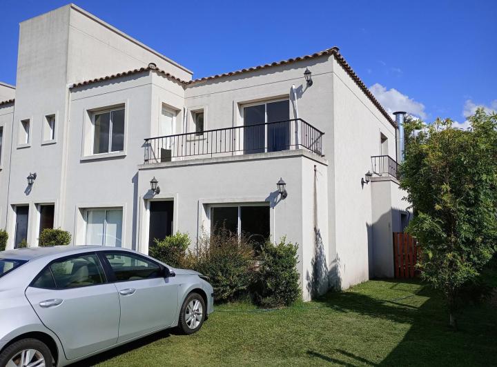 PH · 106m² · 4 Ambientes · 3 Cocheras