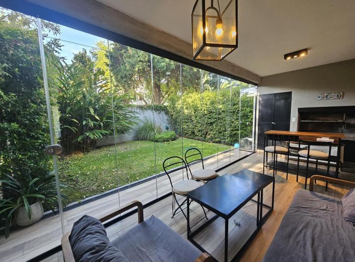 PH · 136m² · 5 Ambientes · 2 Cocheras