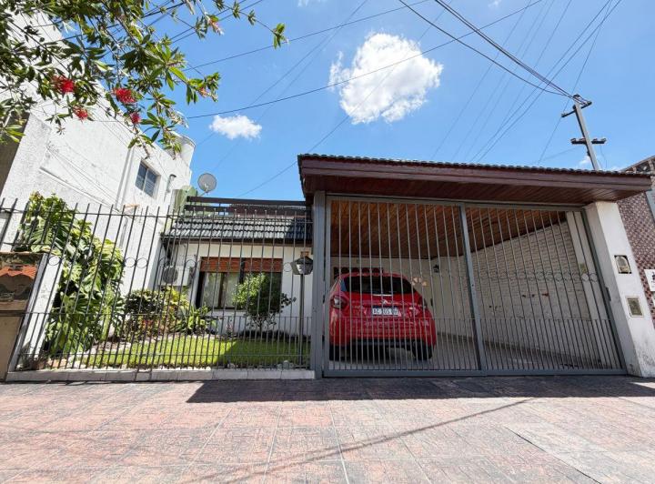 PH · 145m² · 5 Ambientes · 1 Cochera