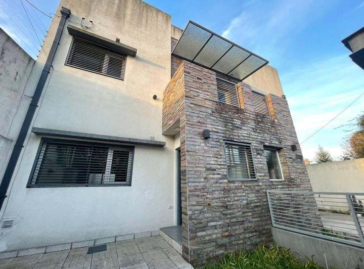 PH · 100m² · 4 Ambientes · 1 Cochera
