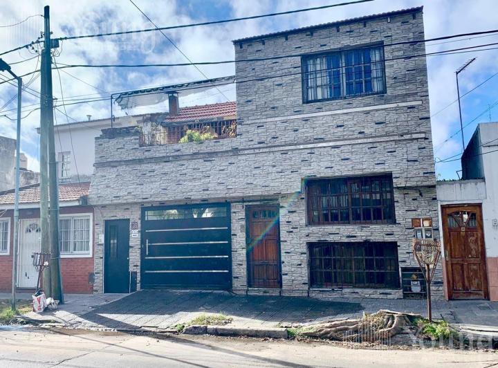 PH · 150m² · 4 Ambientes · 1 Cochera