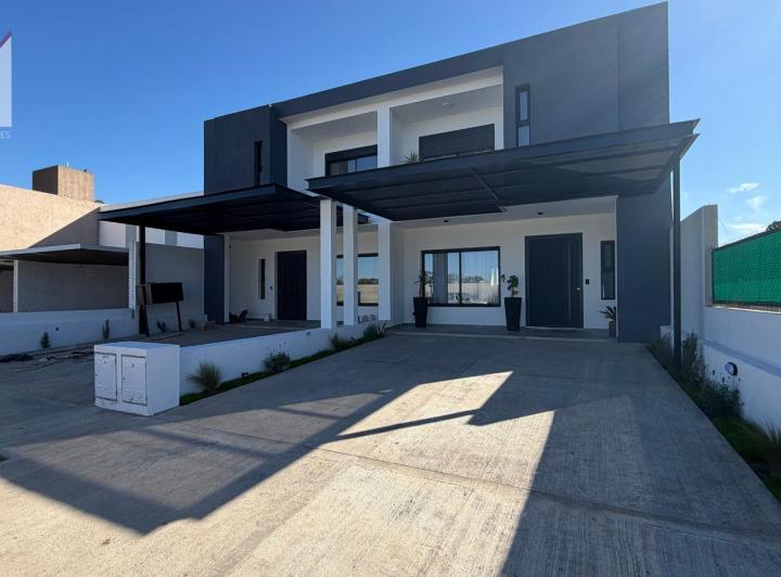 PH · 160m² · 6 Ambientes · 2 Cocheras