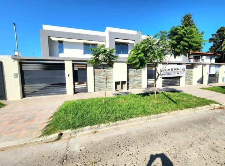 PH · 155m² · 4 Ambientes · 2 Cocheras