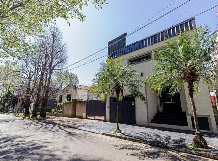 PH · 236m² · 7 Ambientes · 1 Cochera